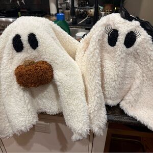 Pottery Barn Mr & Mrs Gus Pillows